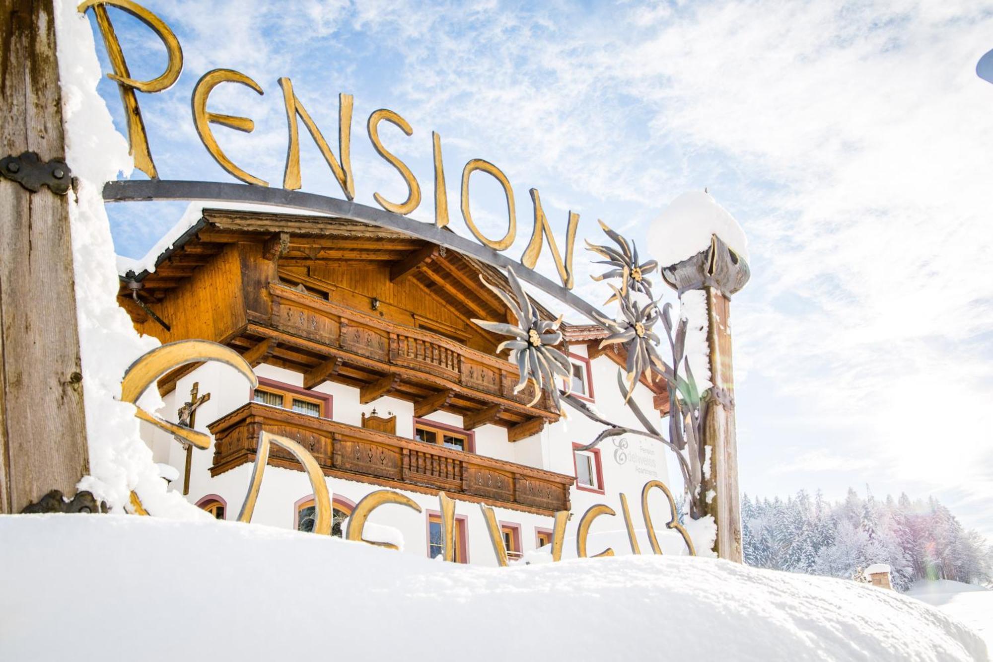 Pension Edelweiss Breitenbach am Inn Esterno foto