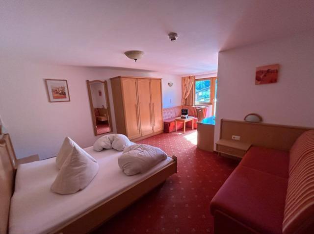Pension Edelweiss Breitenbach am Inn Esterno foto