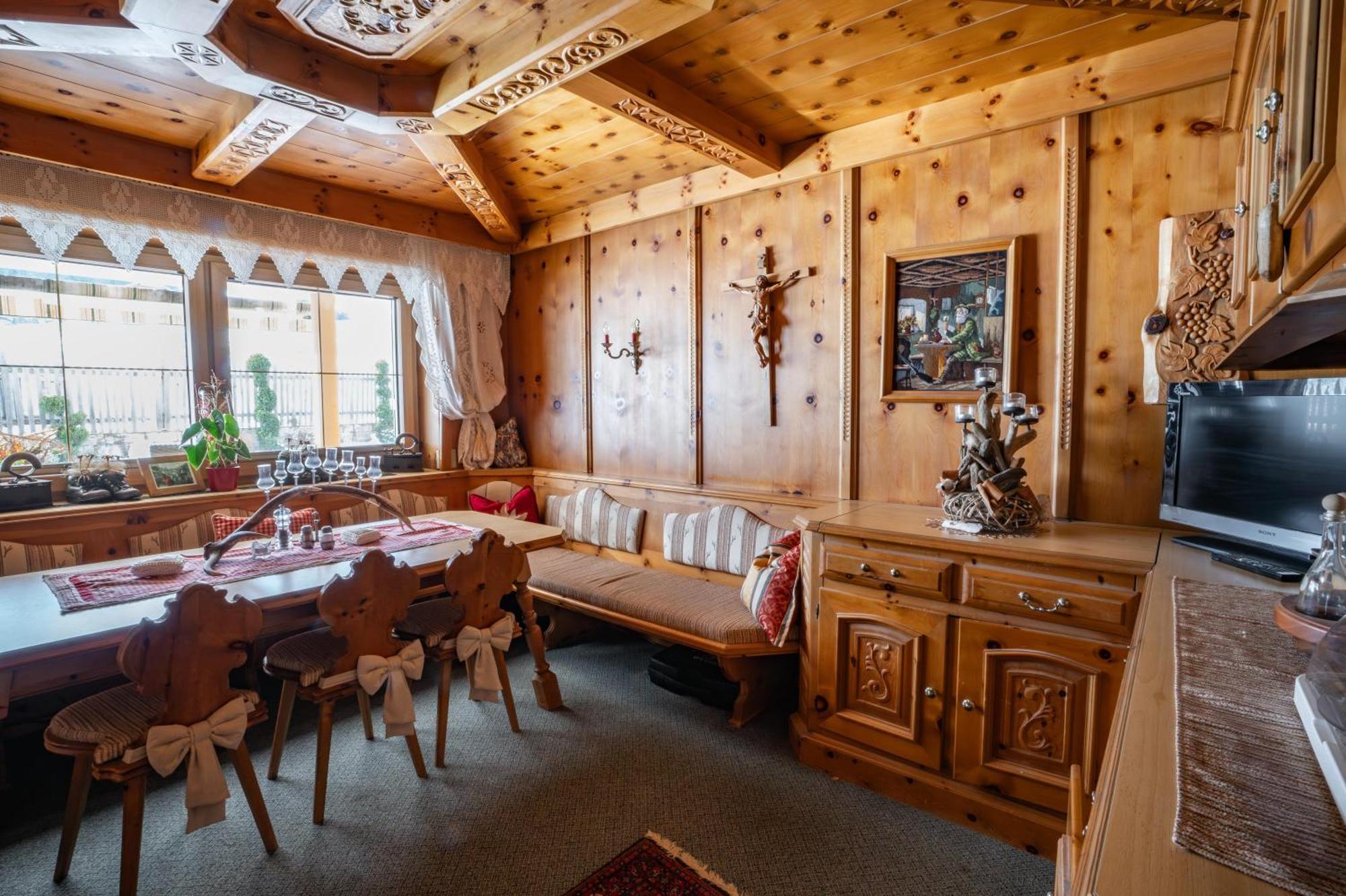 Pension Edelweiss Breitenbach am Inn Esterno foto